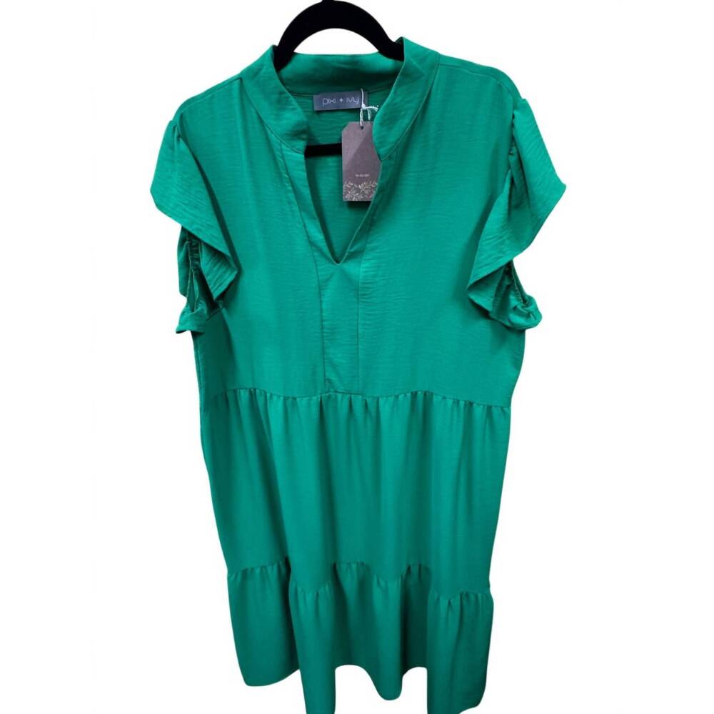 NEW PIXI + IVY women's long tier dress in kelly green